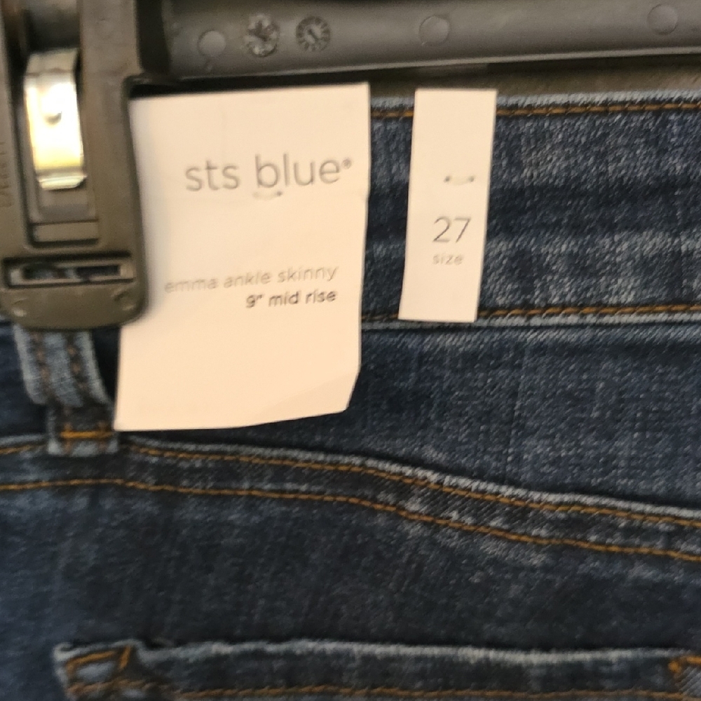 STS Blue Emma Dark Wash Ankle Skinny Jeans. Size 27 - Picture 4 of 8